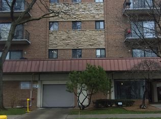 2333 N Neva Ave APT 313C, Chicago, IL 60707