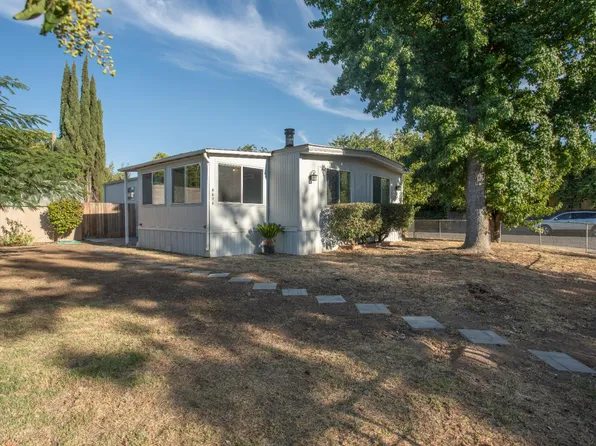 6626 Kenora St, Rio Linda, CA 95673