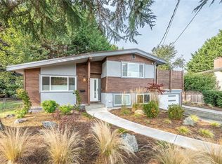 3368 Kingsley Pl, Saanich, BC V8P4K1