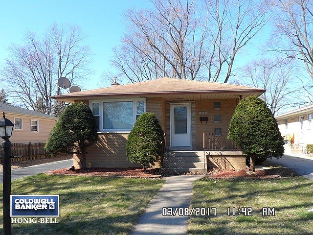 1st image of 18450 Oakwood Ave