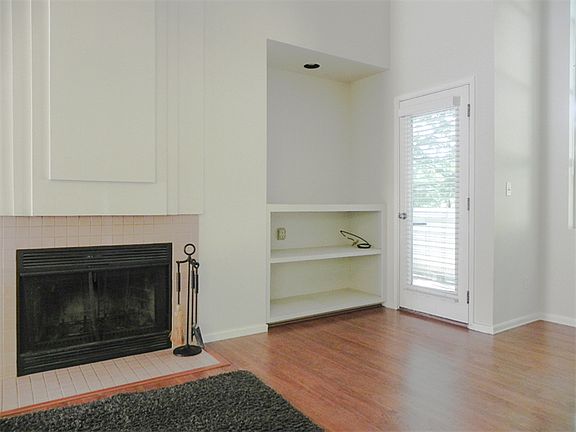 3rd image of 408 4th Ave