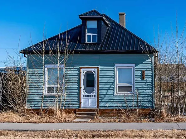 107 W 1st Ave N, Black Diamond, AB T0L 0H0