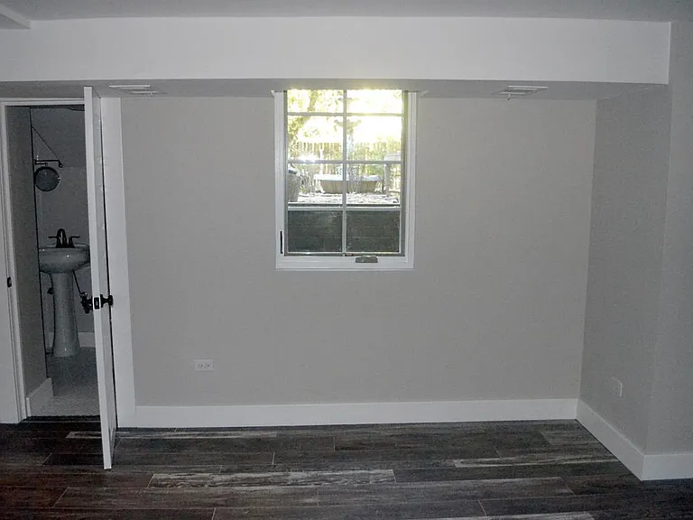 3906 E 2nd Ave #5 — Photo 5