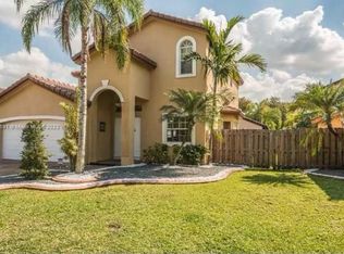 9273 SW 167th Pl, Miami, FL 33196