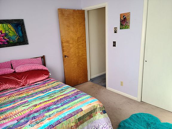 Upstairs Bedroom 1