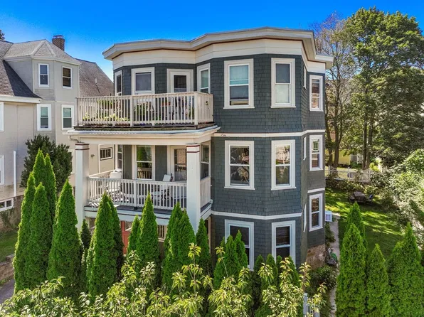 37 Montvale St #2, Roslindale, MA 02131