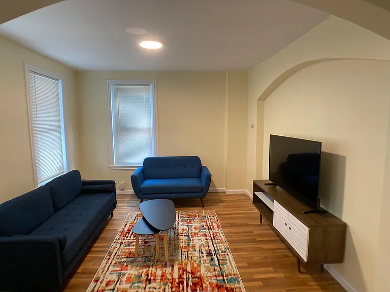 540 Carlton Ave — Photo 2