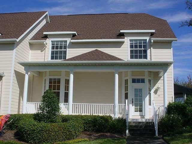 1st image of 103 Carrick Bend Way