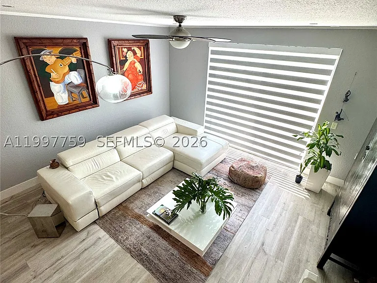 2469 Cordoba Bnd #2469 — Photo 31