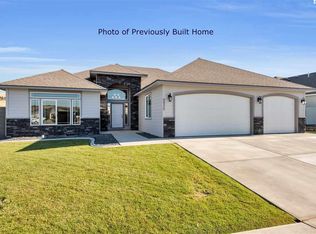 1719 S Dewberry Pl, Kennewick, WA