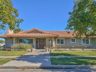 70 La Mirada Ct, Salinas, CA, 93901