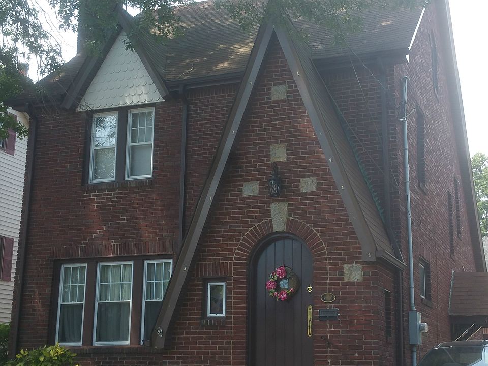 1st image of 120 Ave 200 St