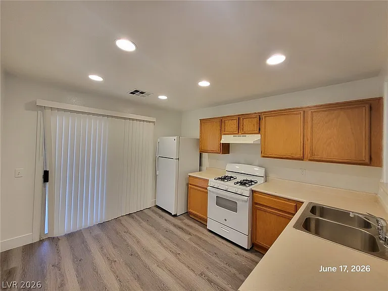 5486 Jacobs Field St — Photo 5