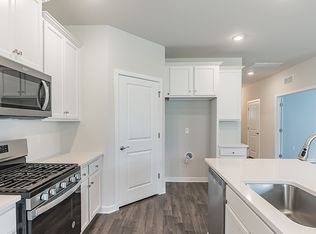 209 Congressional Ct, Moorestown, NJ 08057