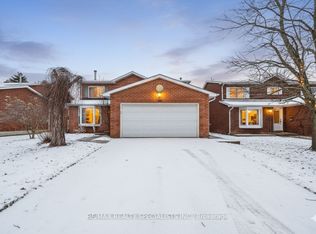 56 Pepler Pl, Barrie, ON L4N 5G9