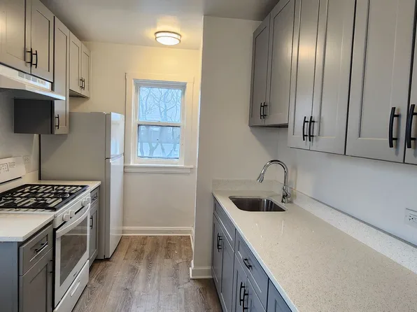 742 CDS Dobson LLC, 742-744 Dobson Avenue Elmwood Ave #119-121-3, Evanston, IL 60202