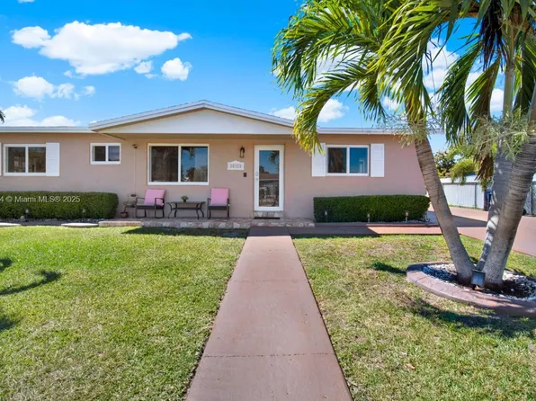 30328 SW 158th Pl, Homestead, FL 33033