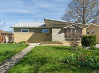 418 W Ronald Dr, Addison, IL 60101