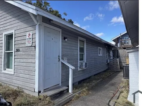 3901 6th St S APT 4, Saint Petersburg, FL 33705