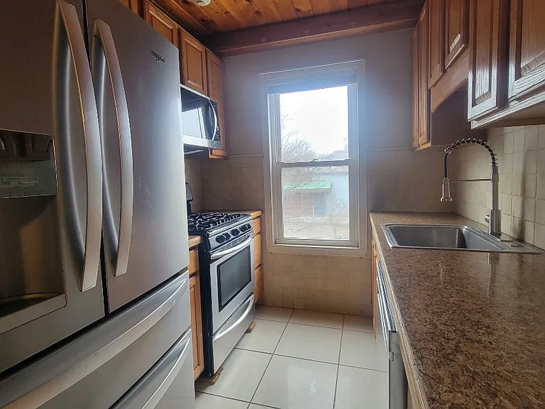 28 Emerson St #2 — Photo 2