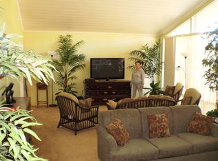 680 E 5th St, San Jacinto, CA 92583