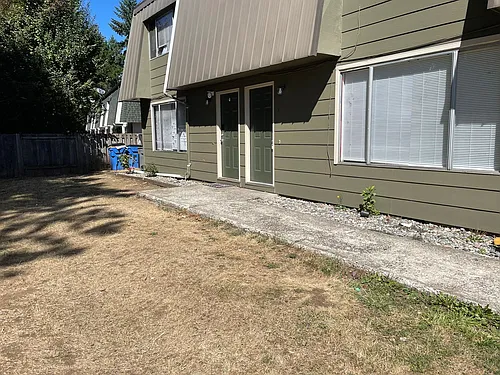 14616 SE 1st St Photo 1