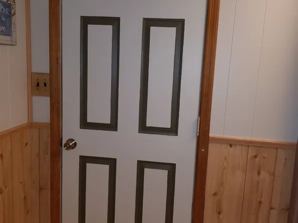 33 Holiday Dr, Cadiz, KY 42211