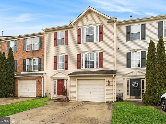 2nd image of 303 Saint Thomas Dr