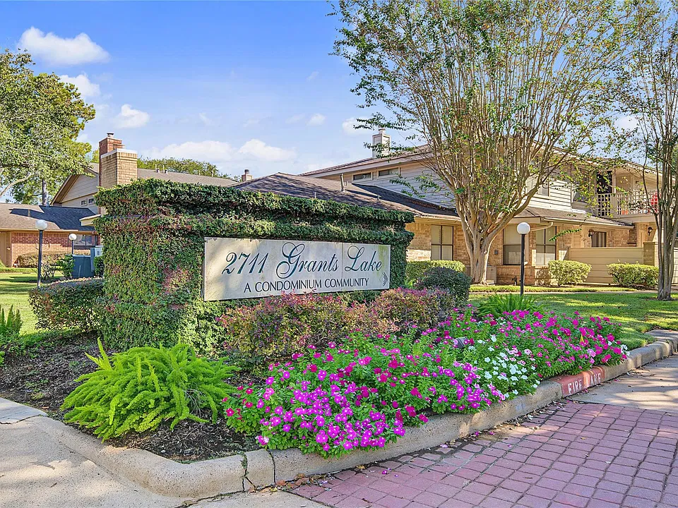 2711 Grants Lake Blvd #42