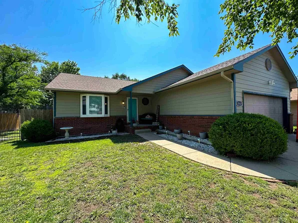 1960 S Crestline Ave, Wichita, KS 67209