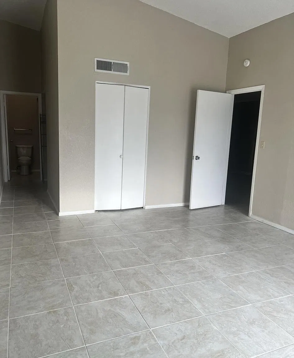 3 bed, 1297 sqft, $1,400 — Photo 4