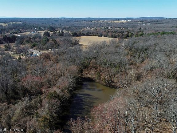 5th image of 1 Hobbtown Rd