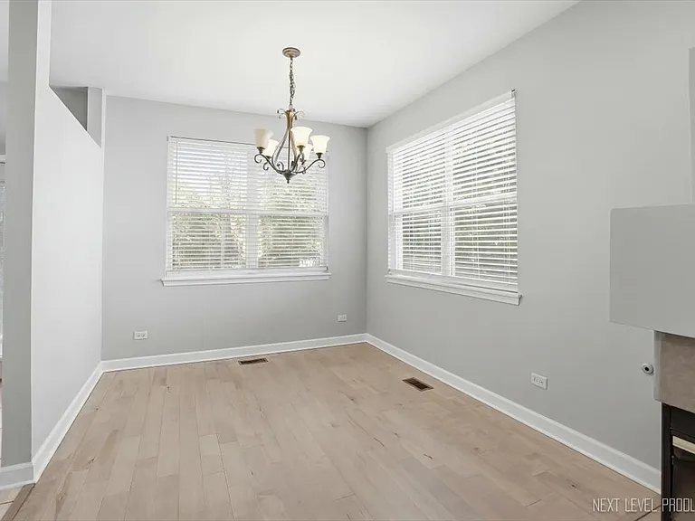 3044 Waters Edge Cir — Photo 21