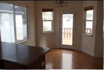 5th image of 103 Crystal Bay Dr