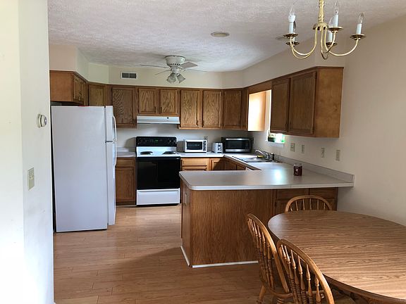 Kitchen and dining area