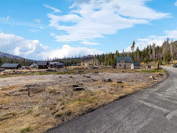 3rd image of 7216 Sierra Pines Rd