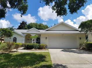 1622 Powder Ridge Dr, Valrico, FL 33594