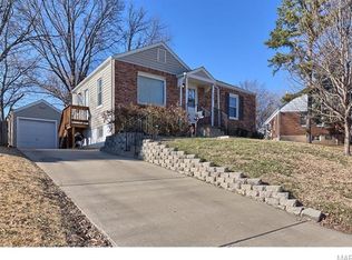 9562 Bataan Dr, Saint Louis, MO 63134
