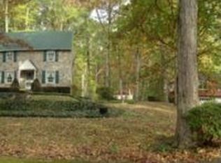 15 Ash Ln, Boyertown, PA 19512