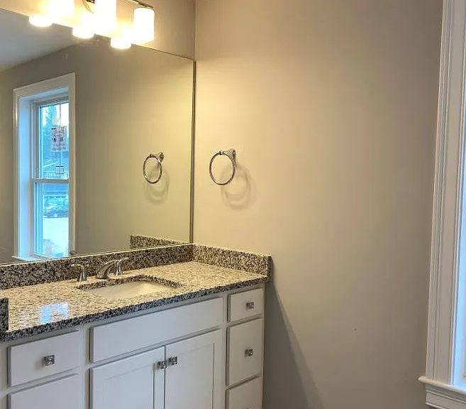 299 Lexington St #31 — Photo 10