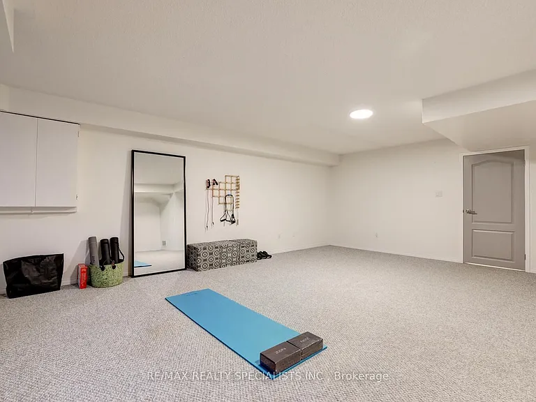 85 Church St #8 — Photo 32