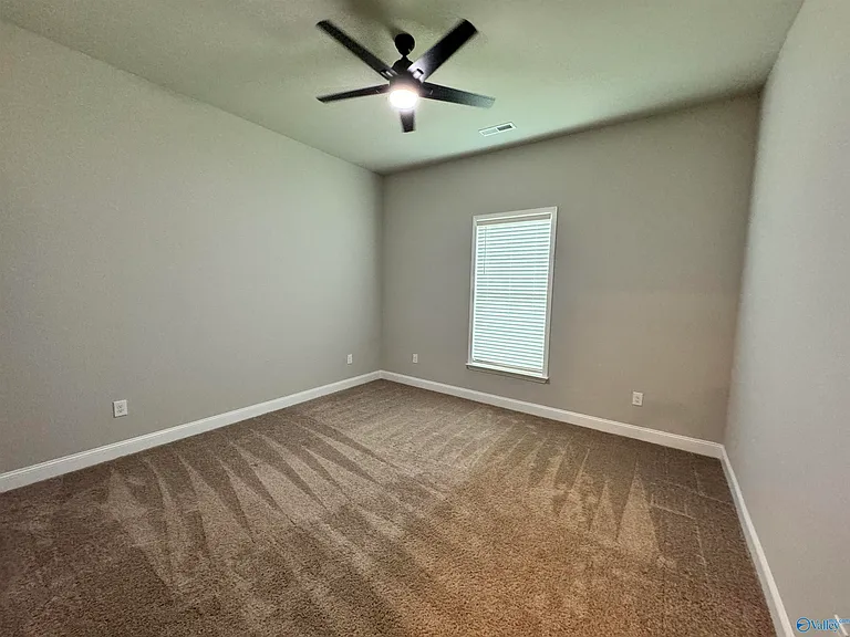 109 Kambry Grove Dr — Photo 23