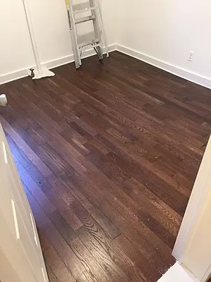 Rented by Metroline Realty | media 18