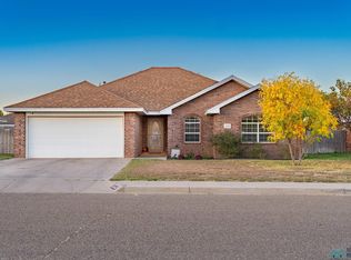 2316 Reese Dr, Clovis, NM 88101