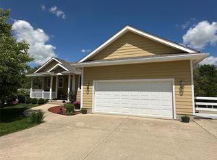 711 E Madison St, Winterset, IA 50273