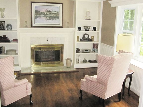 13x12 Living Room / Library