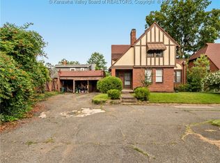 5 Manor Pl, Charleston, WV 25311