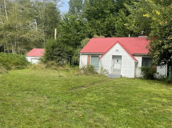360 State Route 105, Raymond, WA 98577