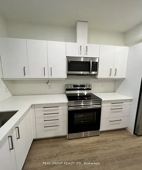 4590 Lee Ave — Photo 4