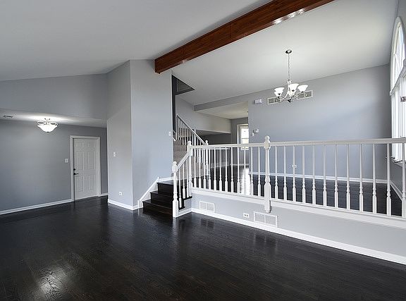 4th image of 9422 Peacock Ln